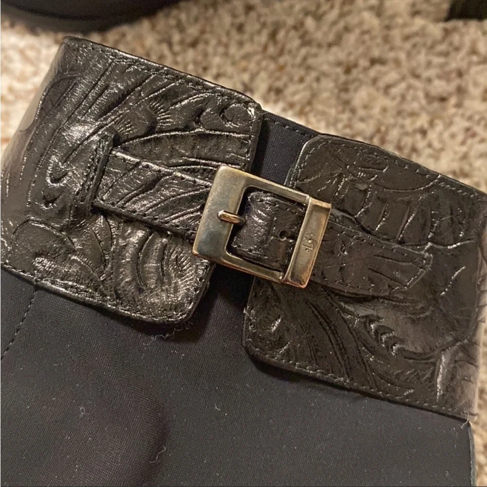 Like new! Lucia booties - Picture 5 of 5